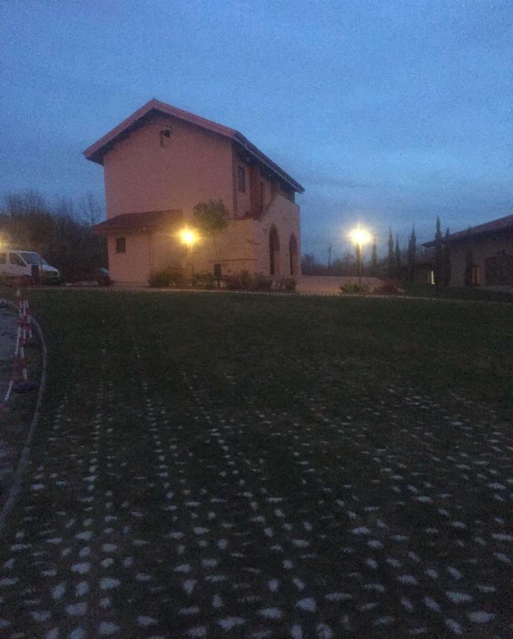Agriturismo Montebeltrano Villa Poleio Kültér fotó